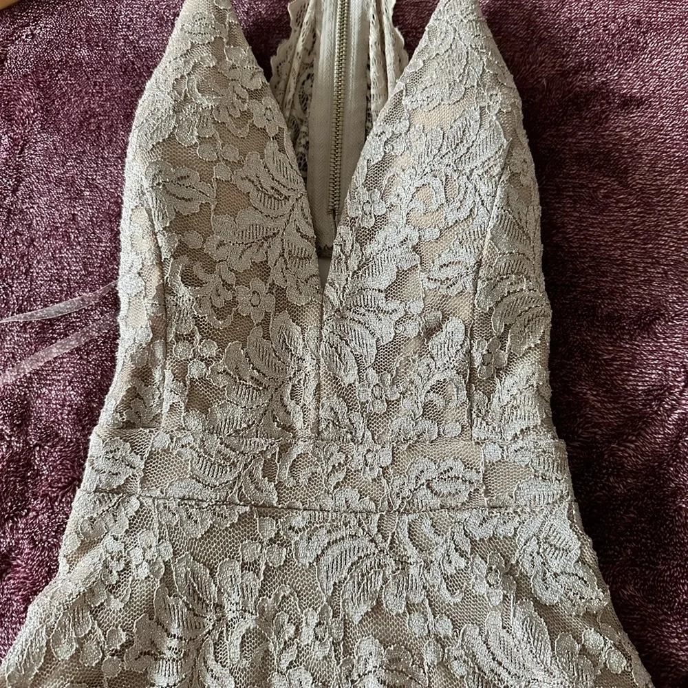 Emerald Sundae by Macy’s khaki lace shimmer mini dress with zip up back NWT - Picture 11 of 17